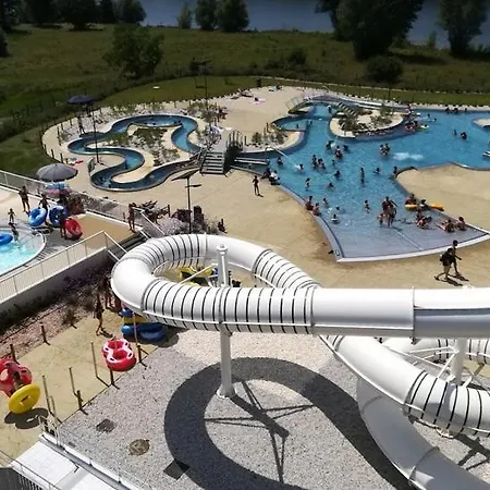 Les Jardins De Camelot 3* Villegouge