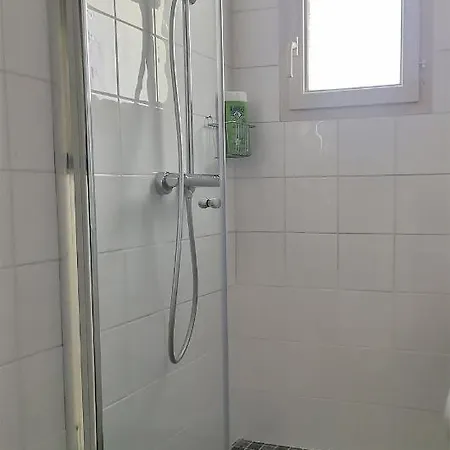 לינה וארוחת בוקר Les Jardins De Camelot 3*