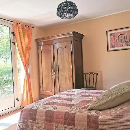 Les Jardins De Camelot 3* Villegouge