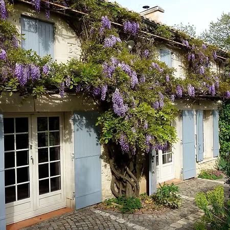 Les Jardins De Camelot 3*