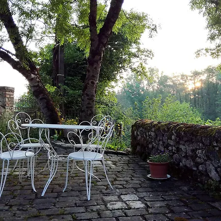 Les Jardins De Camelot 3* Villegouge