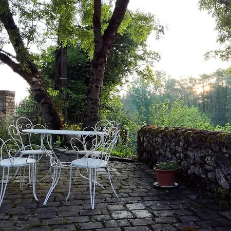 Les Jardins De Camelot 3* Villegouge