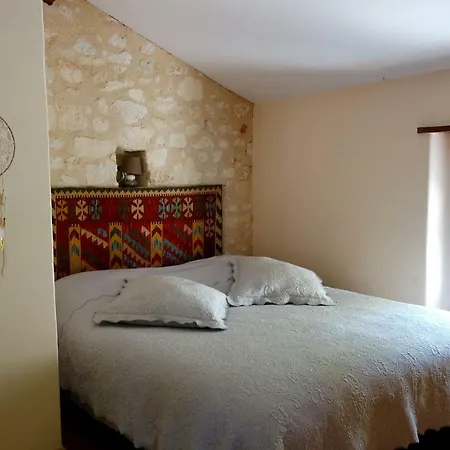 Bed & Breakfast Les Jardins De Camelot 3*
