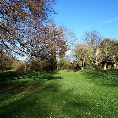 Les Jardins De Camelot Villegouge