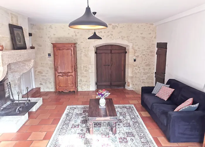 Les Jardins De Camelot 3*